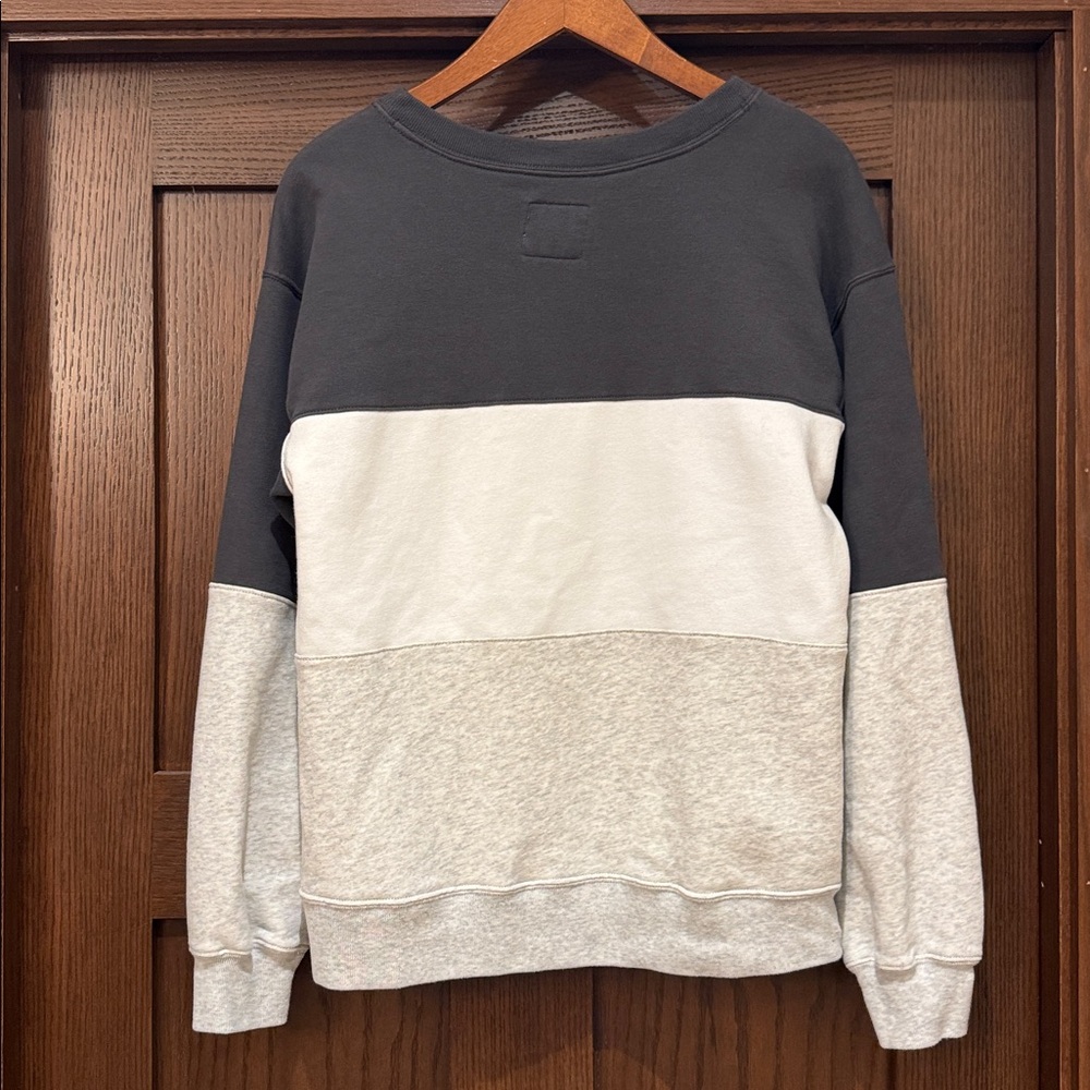 Abercrombie & Fitch Gray and Cream Colorblock Sweatshirt—Medium - Picture 3 of 3
